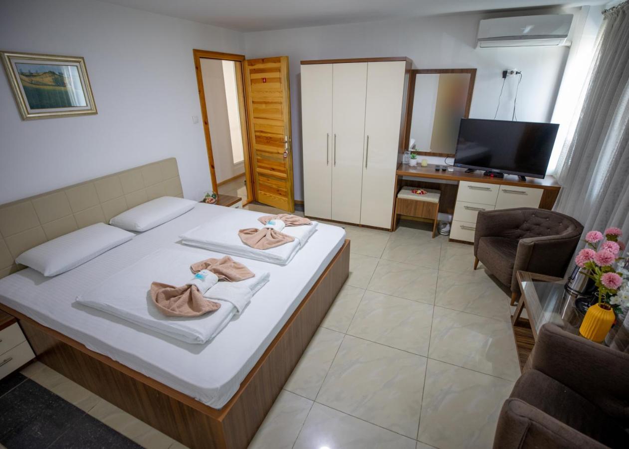 Guest House Agropapuk Sid község Kültér fotó